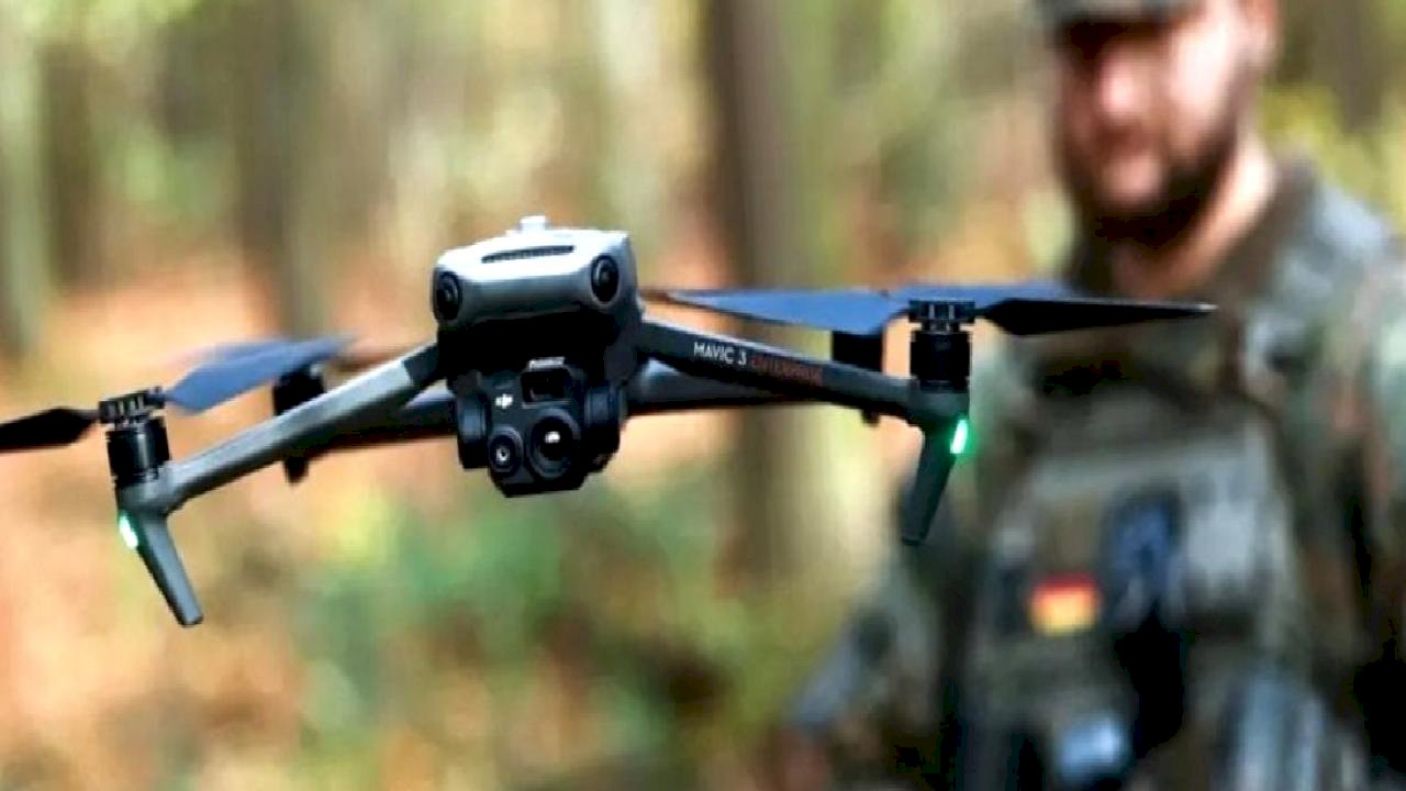 Alman ordusundan 536 milyon euroluk kamikaze dron hamlesi