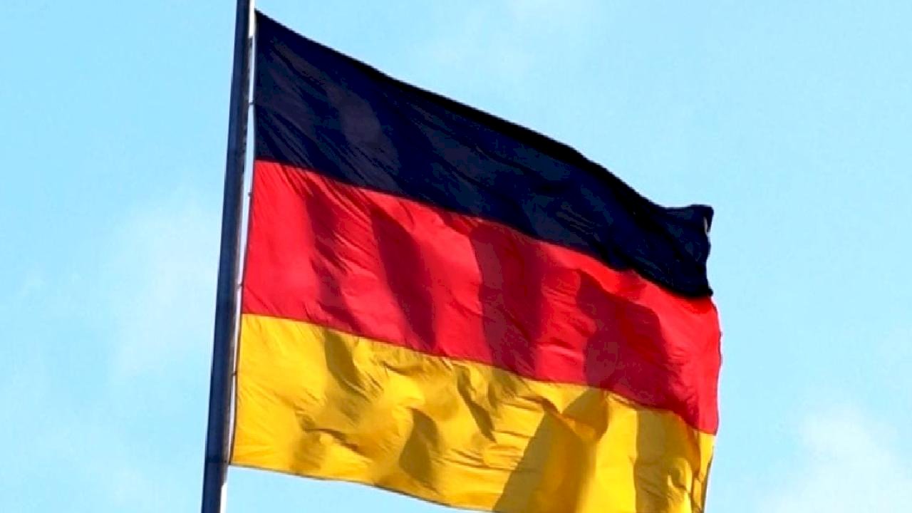 Alman vatandaşlarına İran'ı acilen terk etme çağrısı