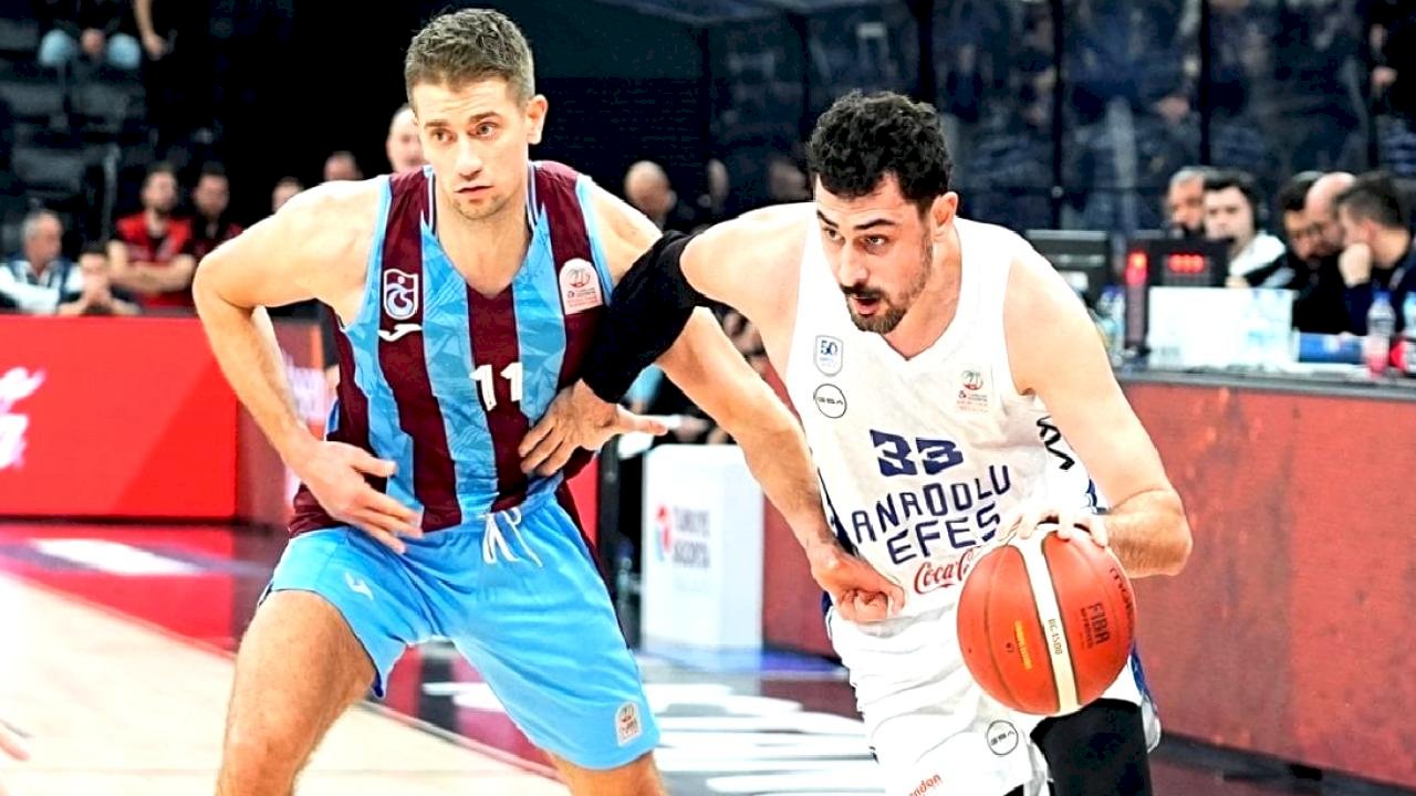 Anadolu Efes, Trabzonspor'u mağlup etti
