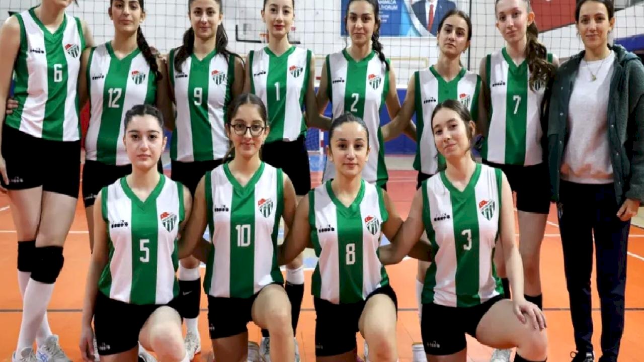 Artvinspor, voleybolda altyapıya odaklandı