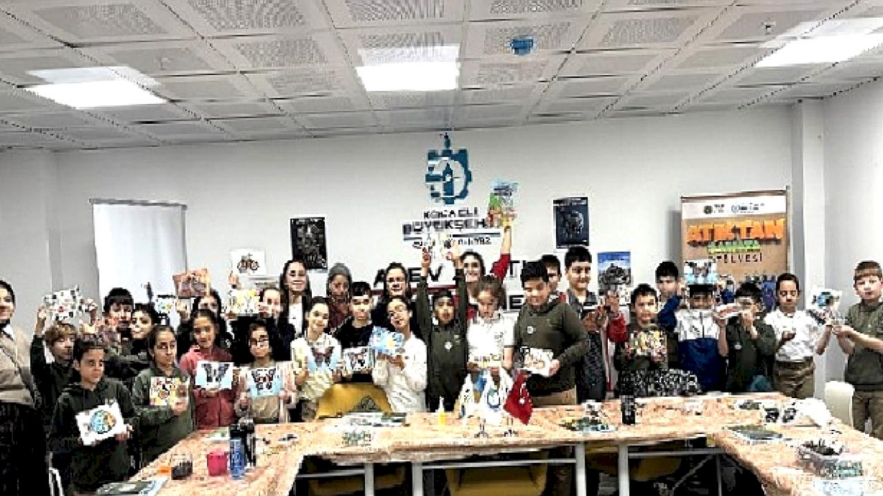 Atık malzemeleri sanata dönüştürdüler