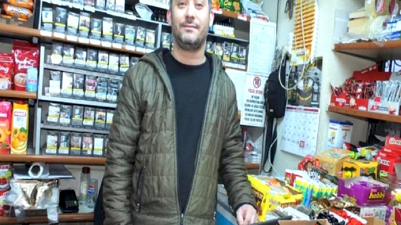 Balıkesir’de dede mesleği bakkallık yaşatılıyor