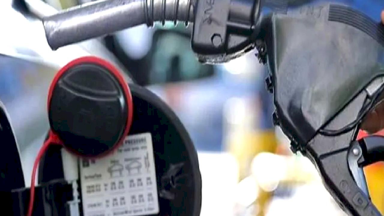 Benzine 1,07 lira zam