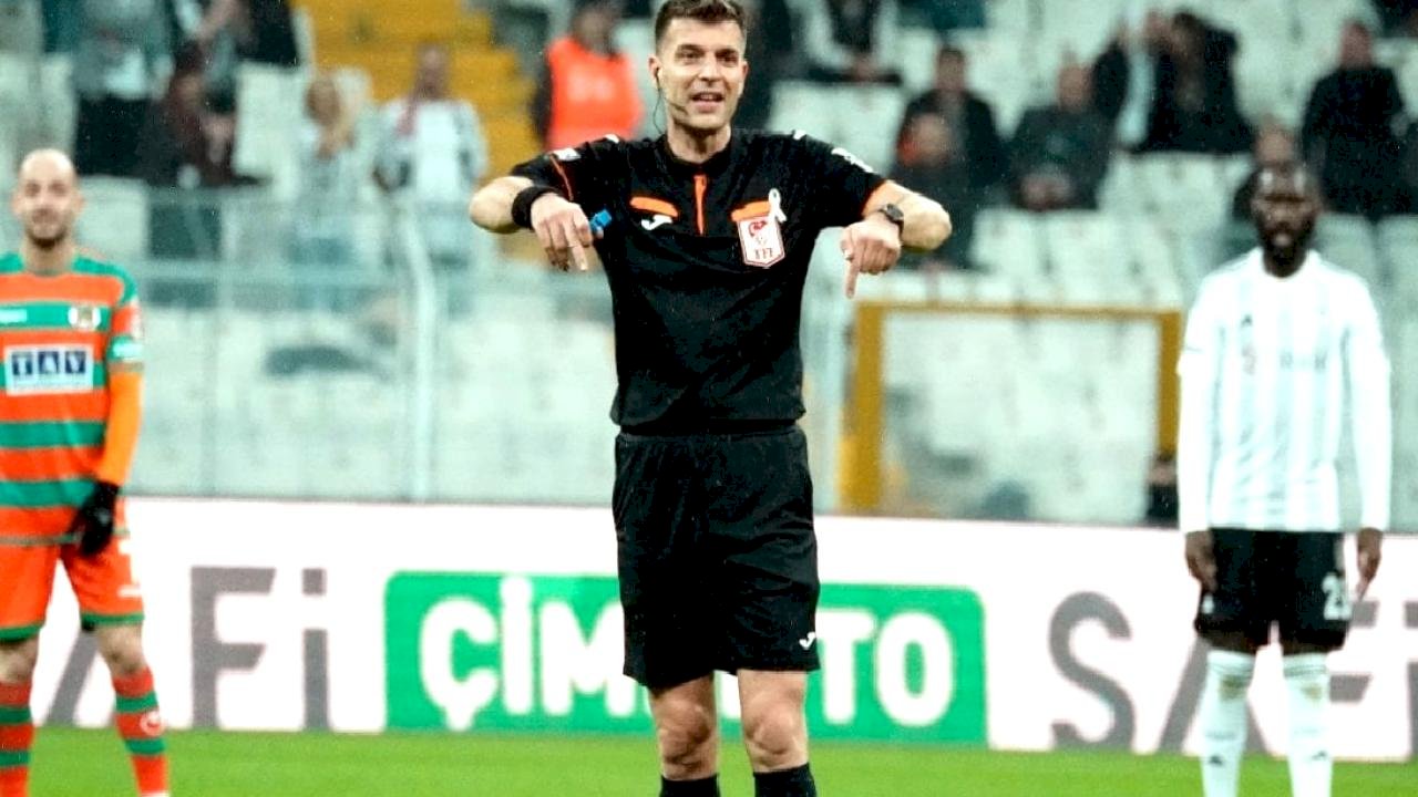 Beşiktaş - Alanyaspor maçının VAR hakemi Ümit Öztürk