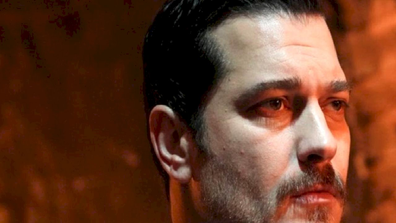 Çağatay Ulusoy, yakın arkadaşına kız istedi