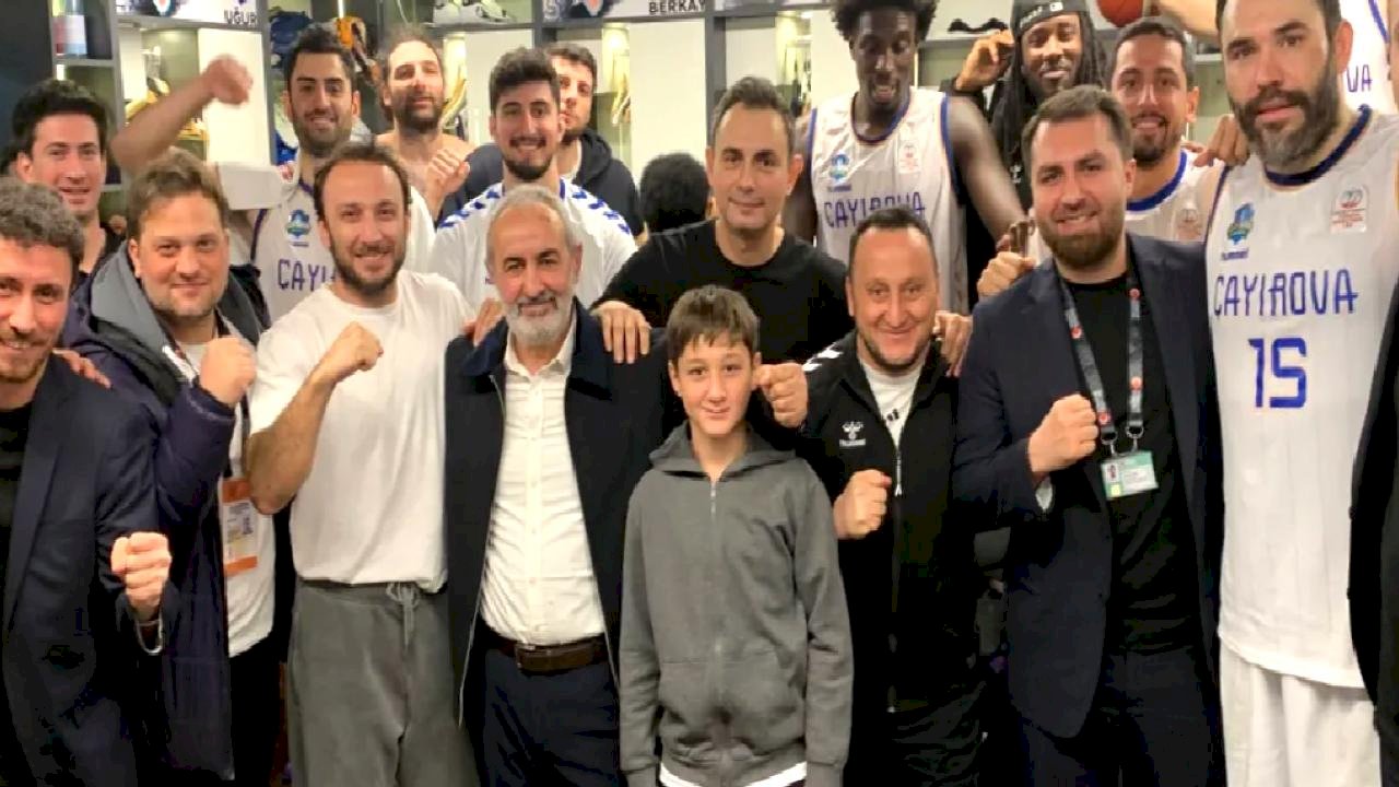 Çayırova, Fenerbahçe Koleji’ni potada mağlup etti