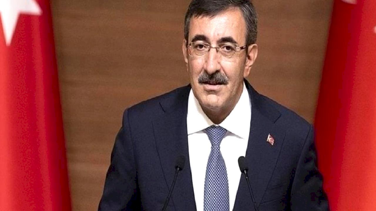 Cevdet Yılmaz: Milletimiz, TBMM'de bu tür görüntüleri hak etmiyor