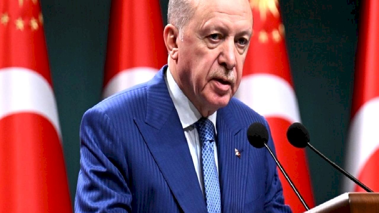 Cumhurbaşkanı Erdoğan'dan Berat Kandili mesajı