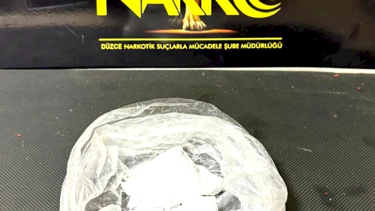 Düzce'de 55 gram kokain ele geçirildi