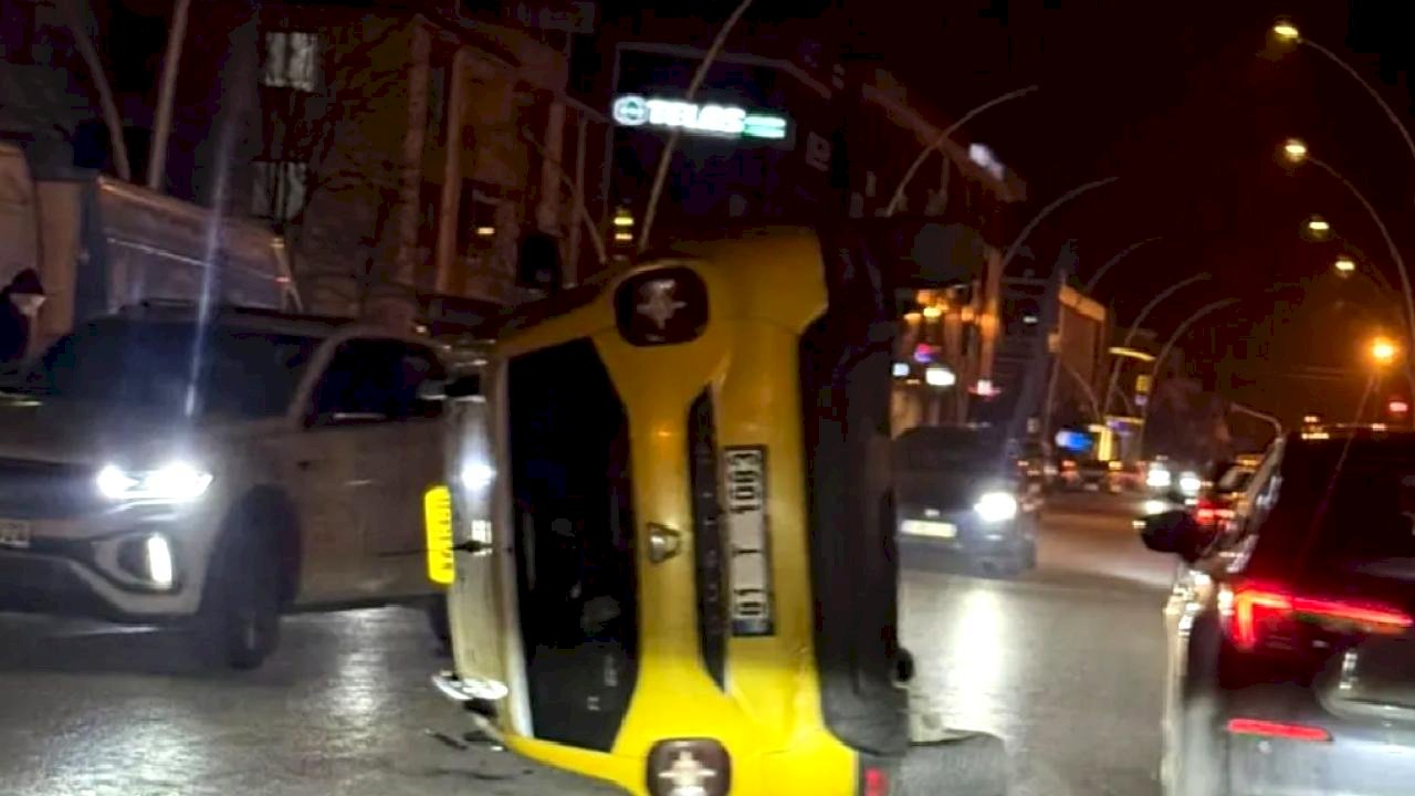 Düzce’de ticari taksi devrildi!