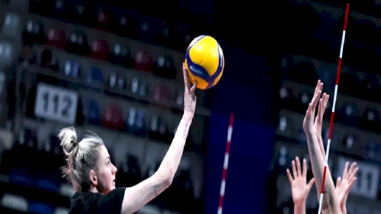 Eczacıbaşı Zeren'e konuk oluyor