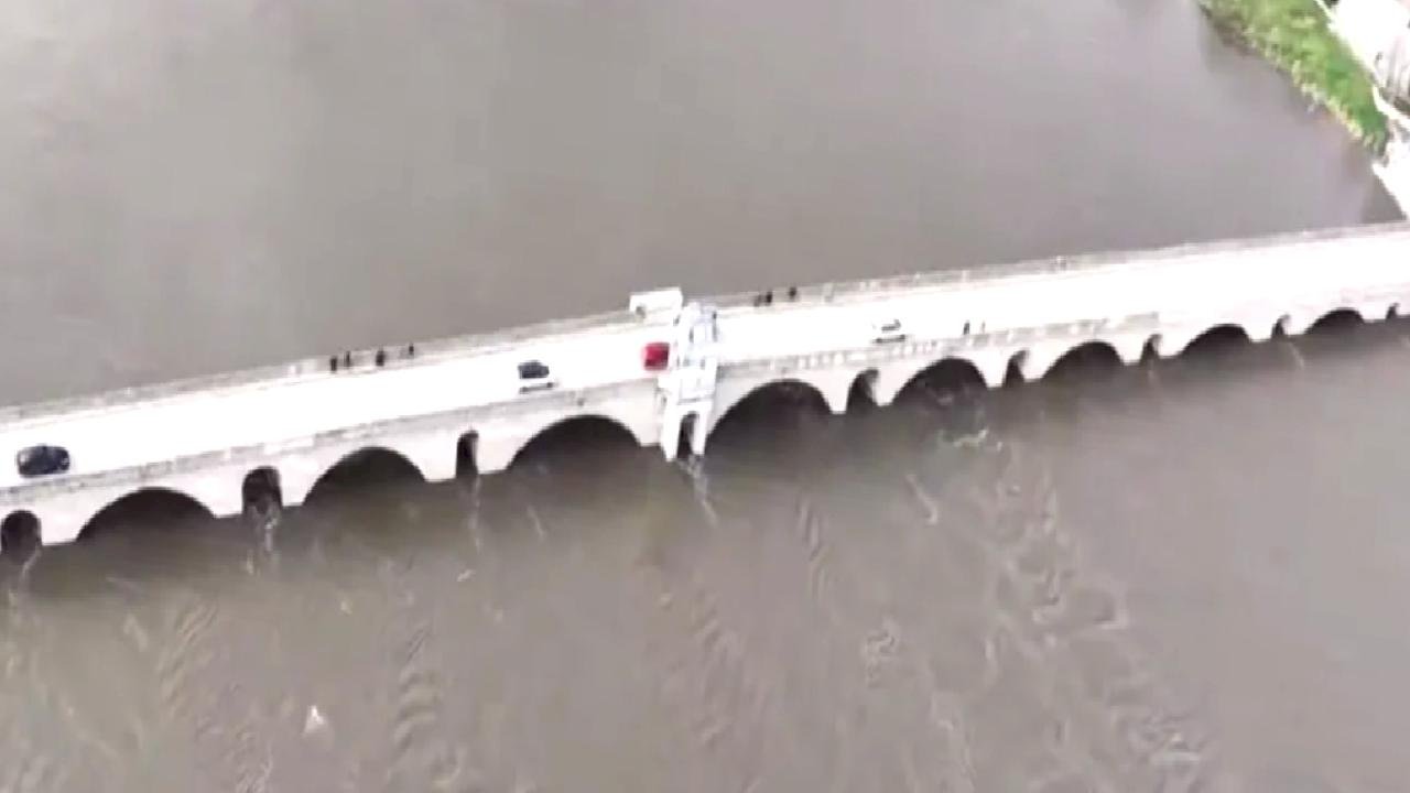 Edirne'de taşkın alarmı! Tunca Köprüsü trafiğe kapatıldı