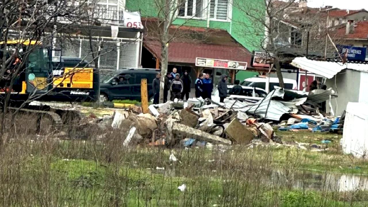 Erikli Sahili’nde yıkım çalışmaları başladı