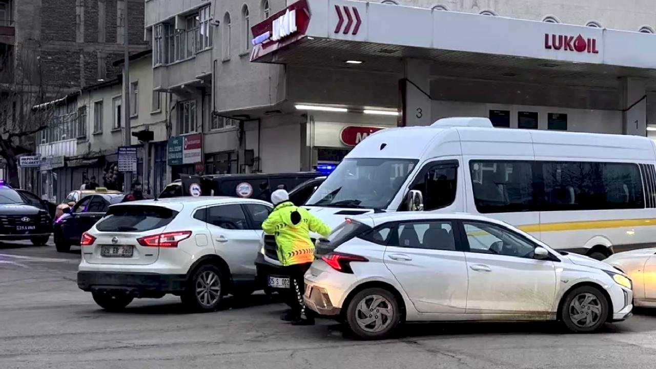 Erzurum'da Sopalı Kavga: 10 Gözaltı