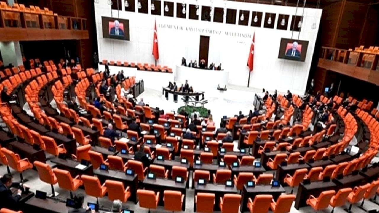 Ev hanımlarına emeklilik teklifi TBMM'de