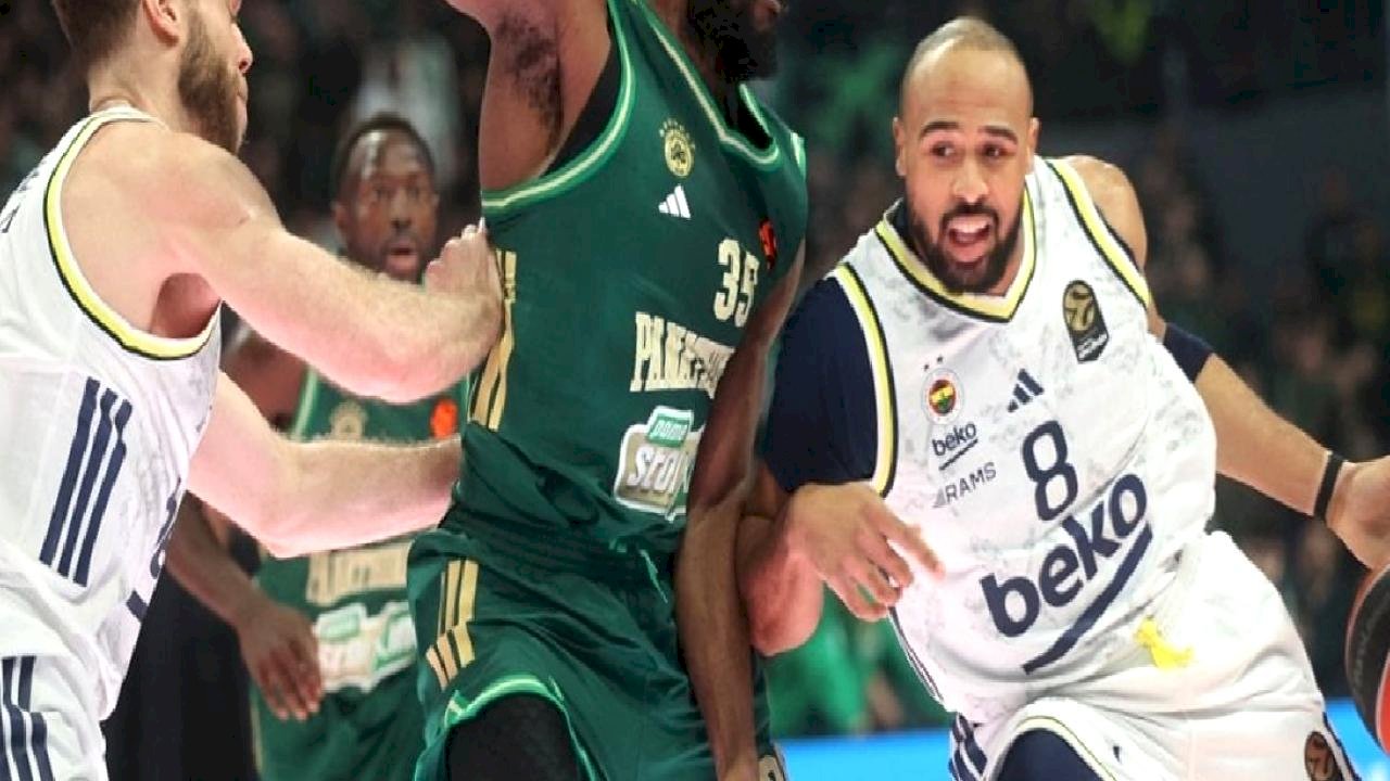 Fenerbahçe, Panathinaikos'u mağlup etti