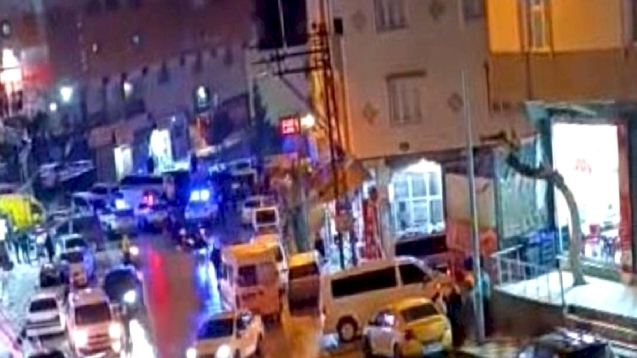 Gaziantep'te düğün salonu önünde silahlı saldırı: 1 kişi ağır yaralandı