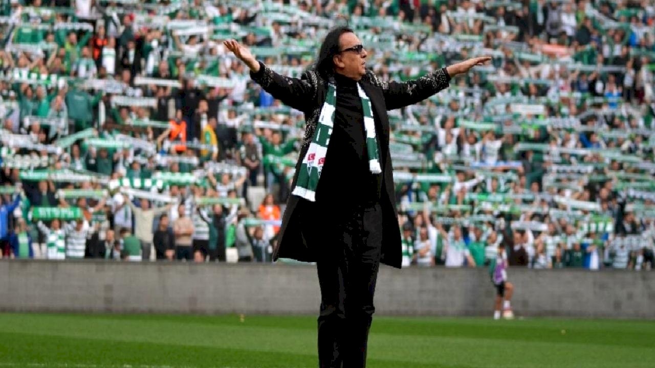 Gökhan Kırdar'dan Bursaspor tribünlerine "Cendere" şov