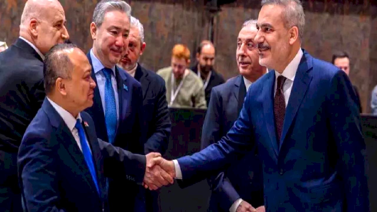 Hakan Fidan’dan İftar Buluşması