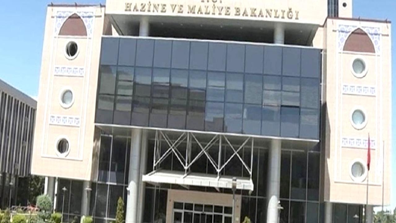 Hazine, yüksek faiz ödemeleri konusunda bilgilendirme yaptı