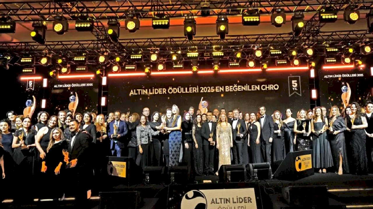 İnsan Kaynakları Sektörünün En Beğenilen CHRO'ları İş Dünyasının Oyları İle "Altın Lider" Ünvanını Aldı