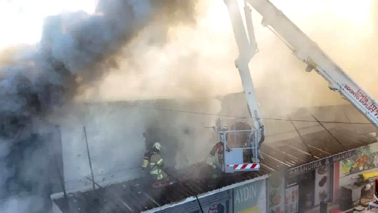 İzmir Buca'daki işyeri yangını kontrol altına alındı