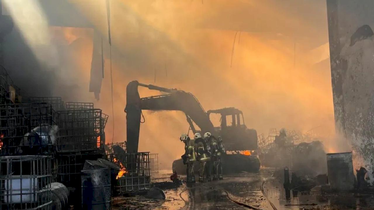 İzmir Torbalı’daki fabrika yangını kontrol altında