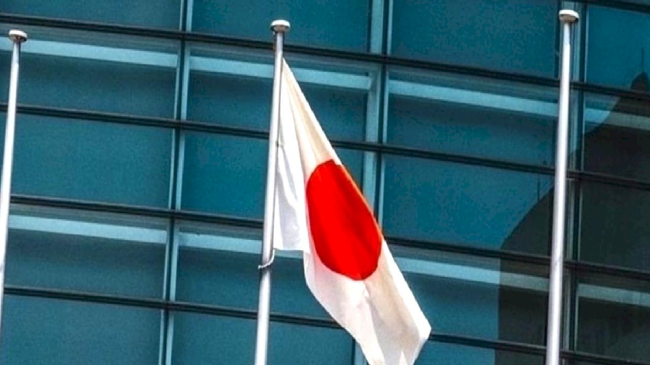 Japonya, erken genel seçim için sandık başına gitti