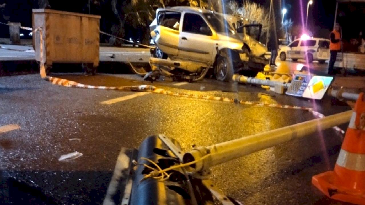 Kartal sahil yolunda zincirleme kaza: 4 yaralı