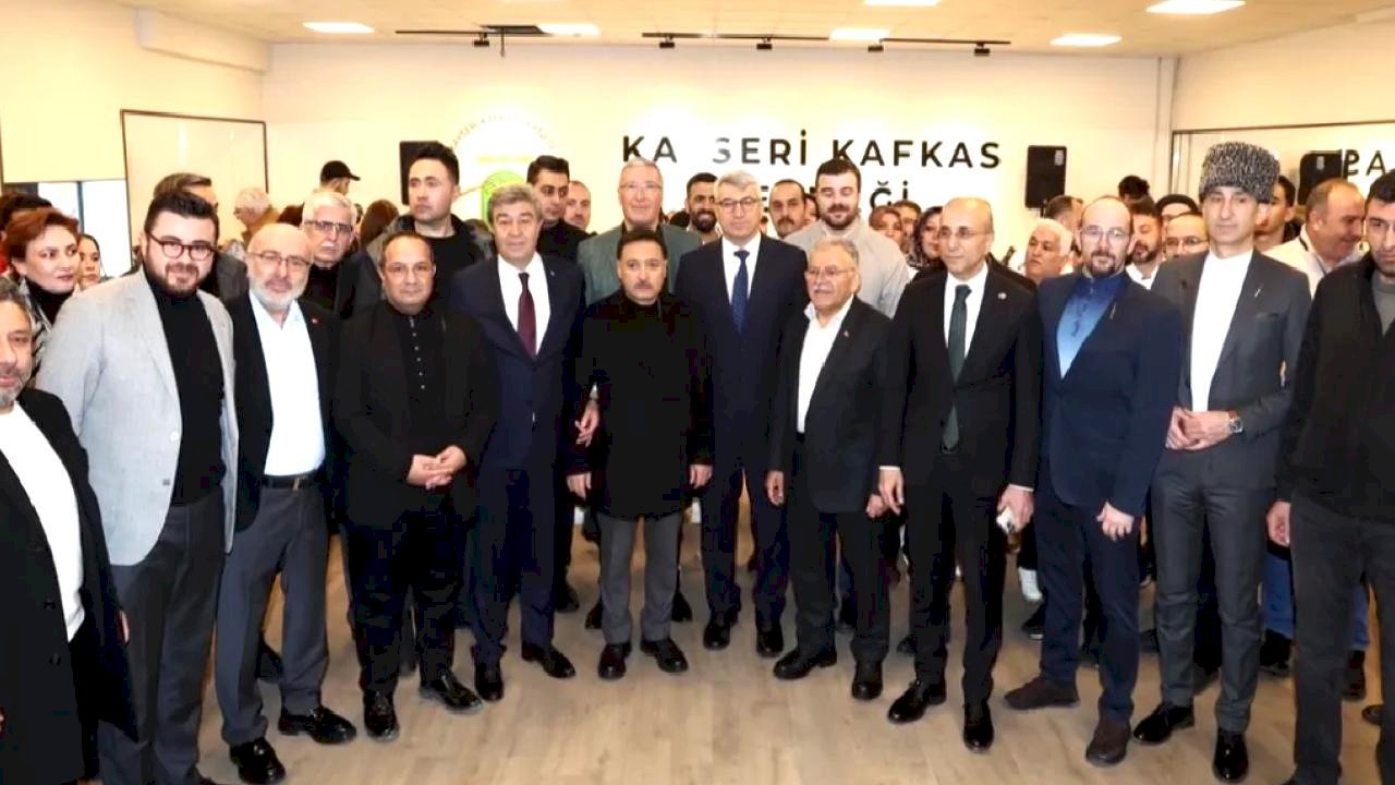 Kayseri Büyükşehir'den birlik mesajları