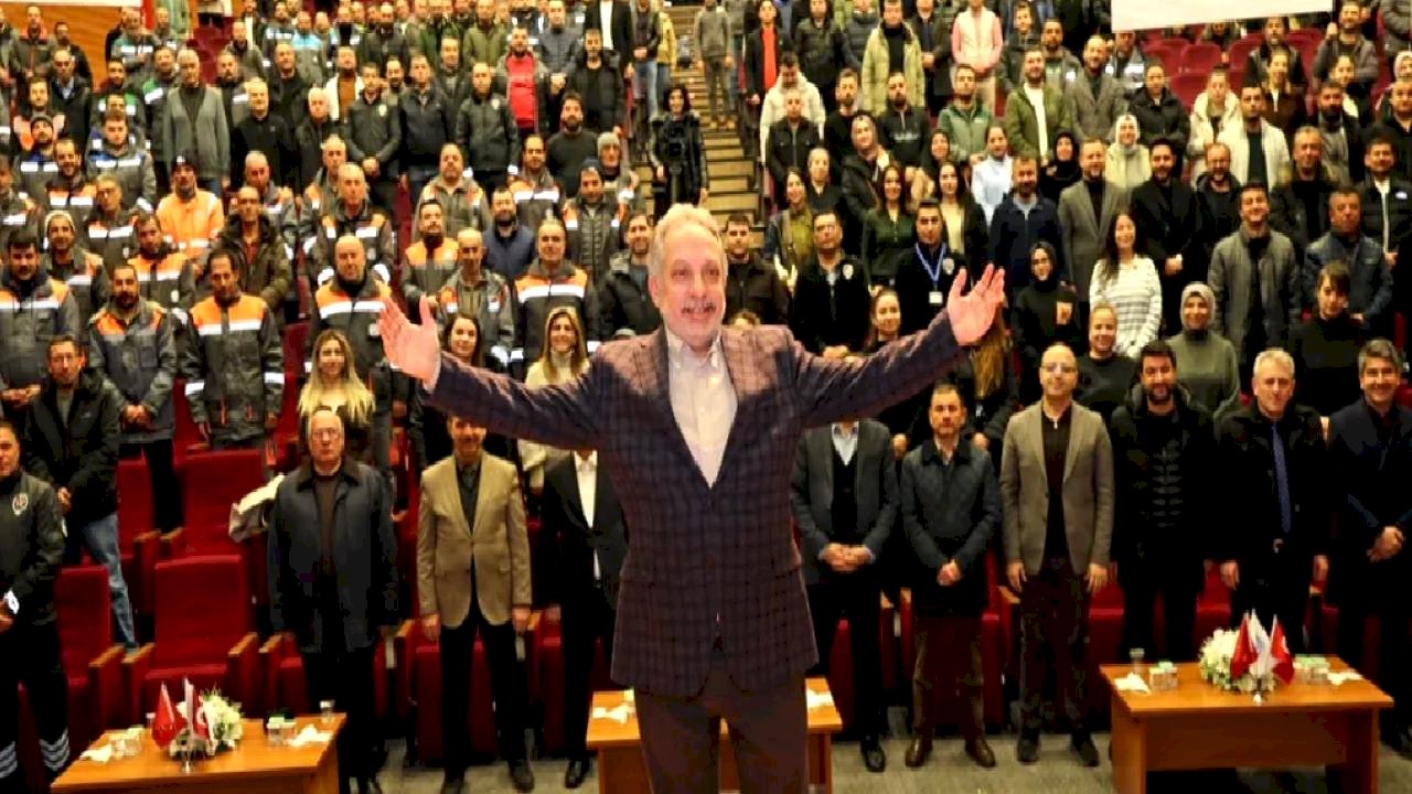 Kayseri Talas Belediyesi çalışanlarından Başkan Yalçın'a teşekkür