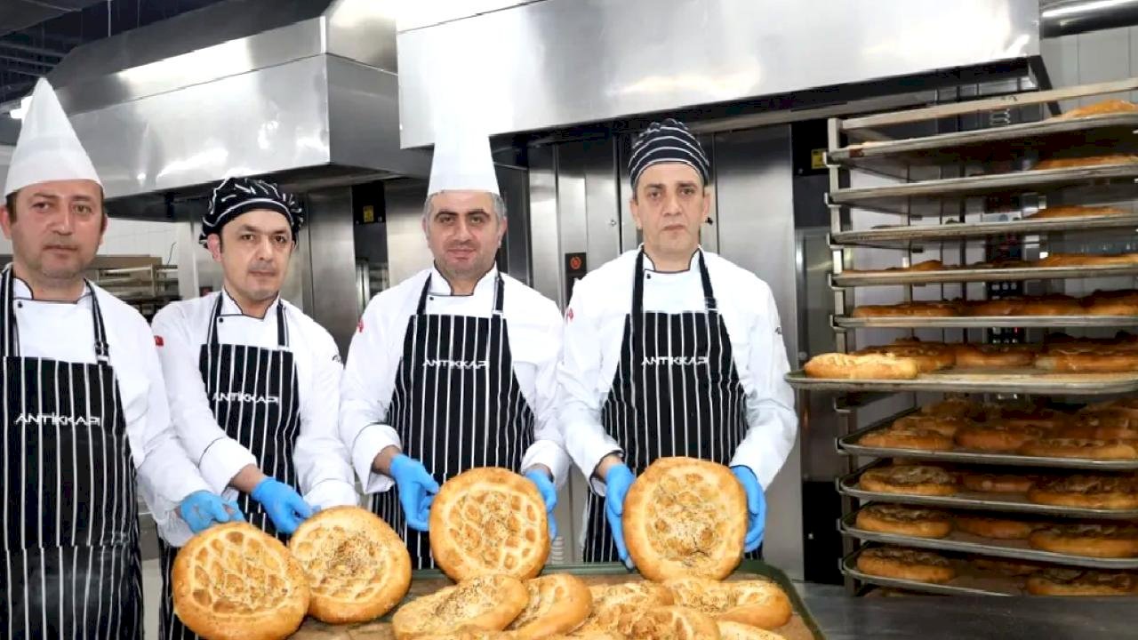 Kocaeli Halk Ekmek’te Ramazan pidesi 20 TL