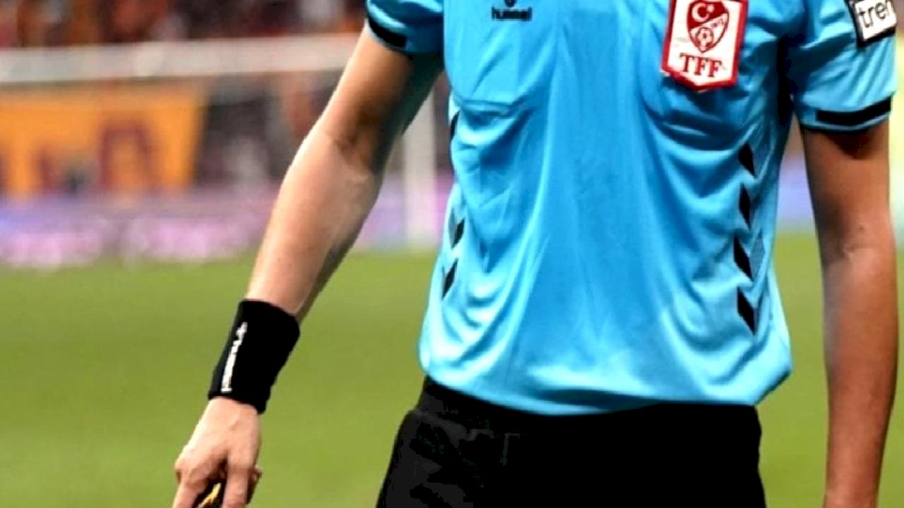 Kupada yarın oynanacak maçların hakemleri belirlendi