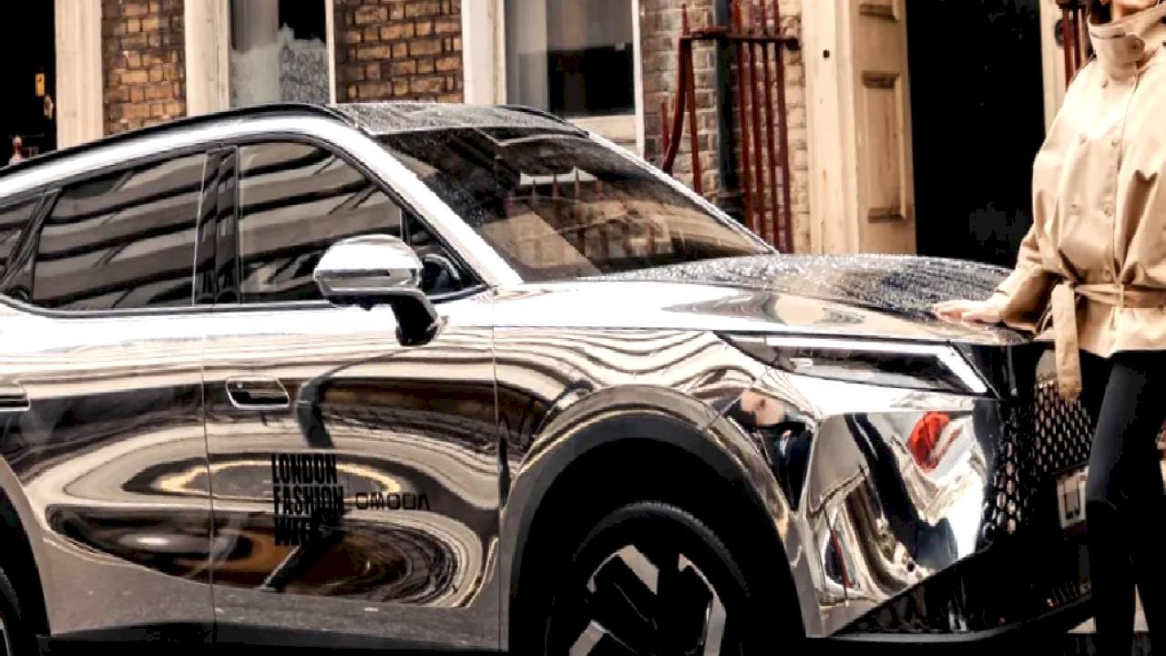 Londra Moda Haftası’nın Ana Partneri OMODA 7