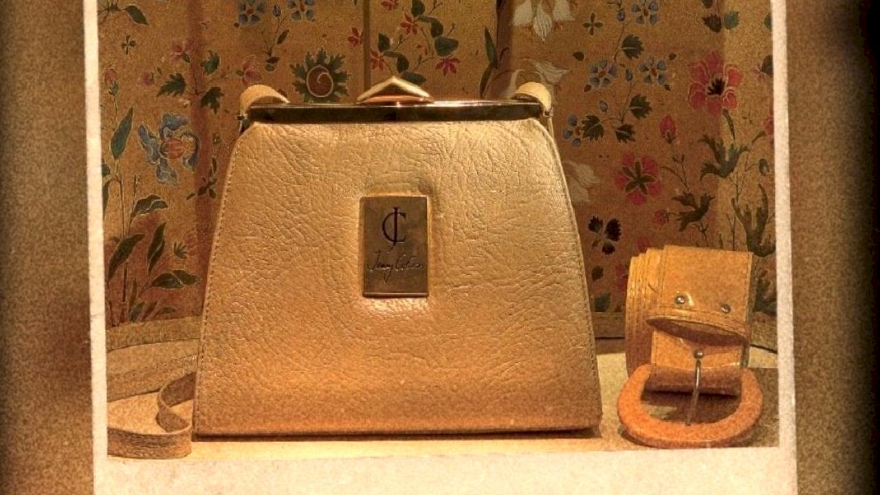 Masumiyet Müzesi'ndeki "Jenny Colon" detayı! Meğer sadece çanta değilmiş...