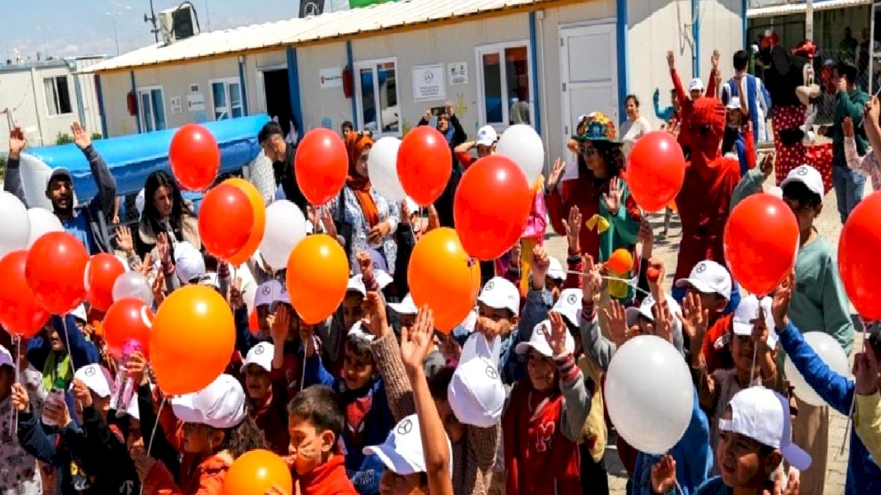 Mercedes-Benz Türk’ten deprem bölgesine uzun soluklu iyileşme desteği