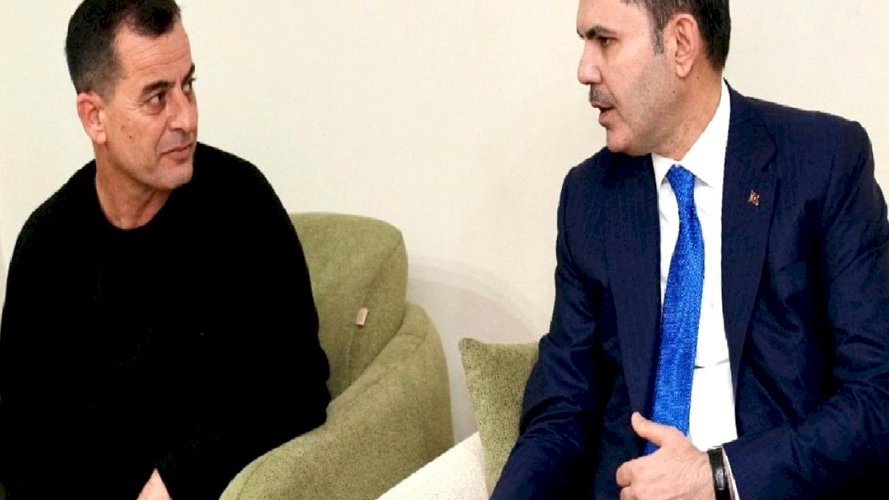 Murat Kurum, Gaziantep'te depremzede ailenin evine konuk oldu