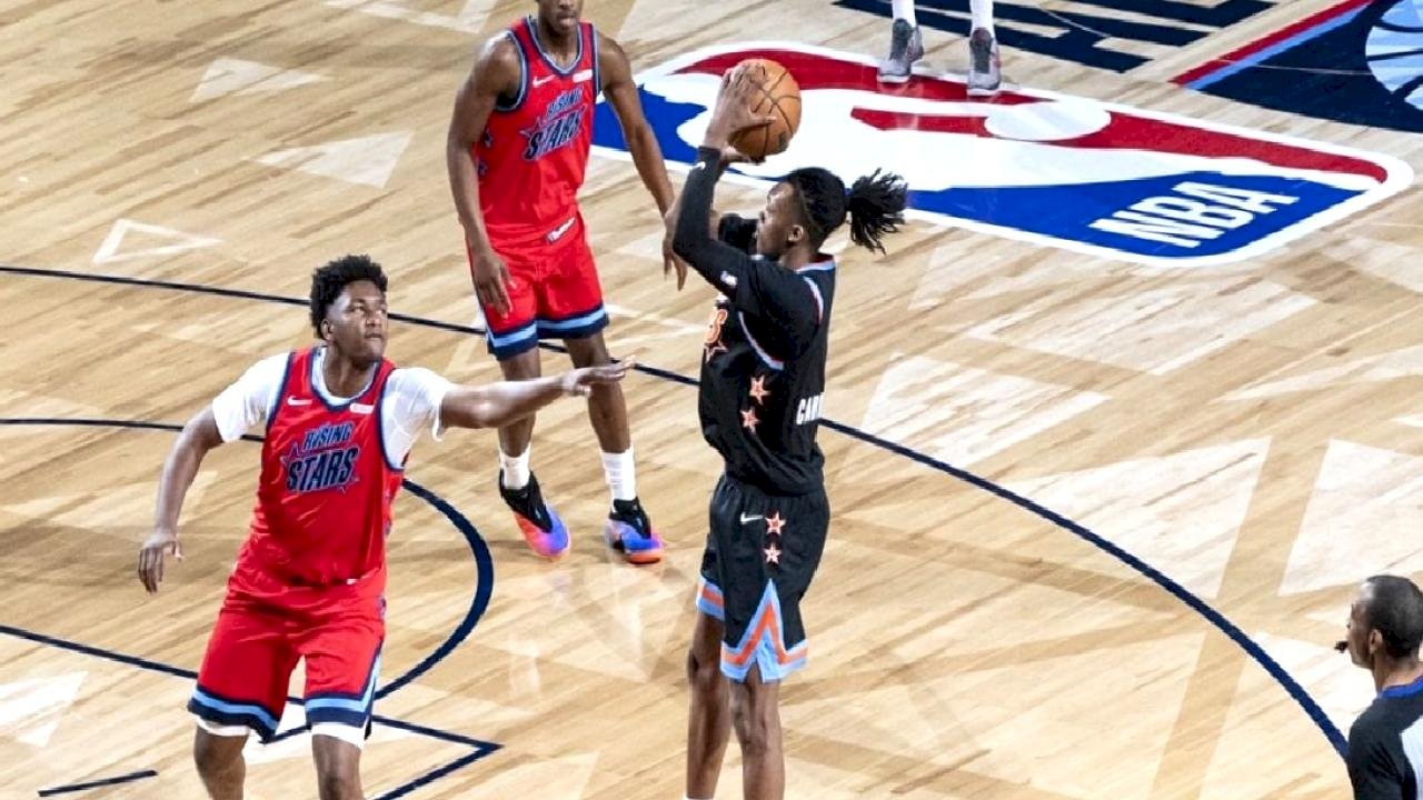 NBA'de "Yükselen Yıldızlar" maçlarının galibi Vince Carter'ın takımı