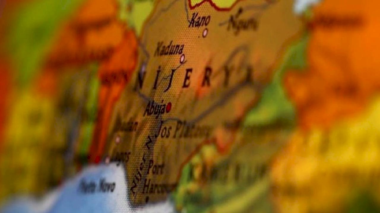 Nijerya'da kaçak madende patlama: 37 ölü