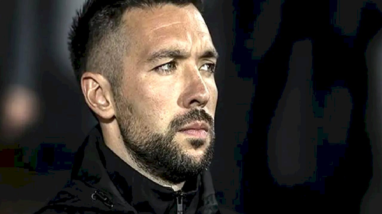 Önüne geleni yeniyor! Farioli'nin Porto'sunu tutabilene aşk olsun