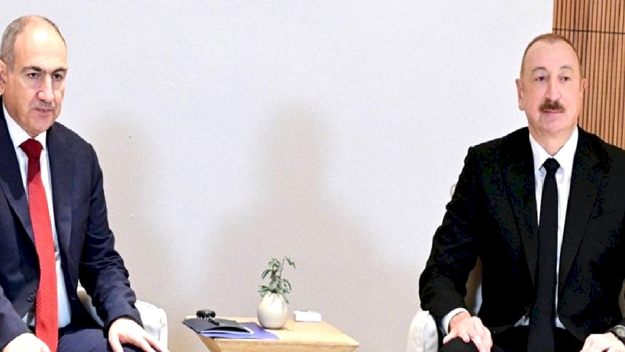 Paşinyan ve İlham Aliyev, Abu Dabi'de bir araya geldi