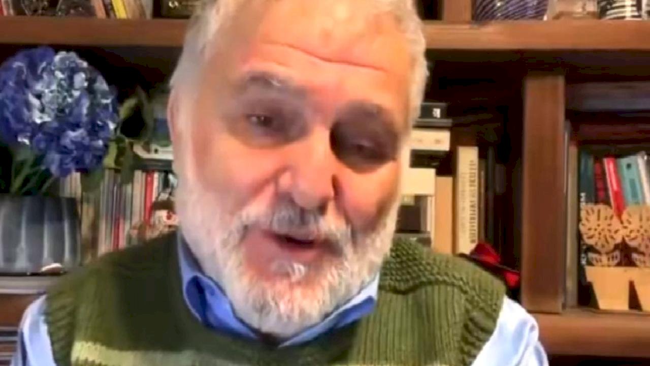 Ruşen Çakır: Cumhurbaşkanı Erdoğan'ın elini sıktığım için linç edildim