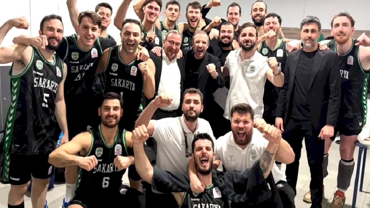 Sakarya Büyükşehir Basketbol Play-Off’ta!