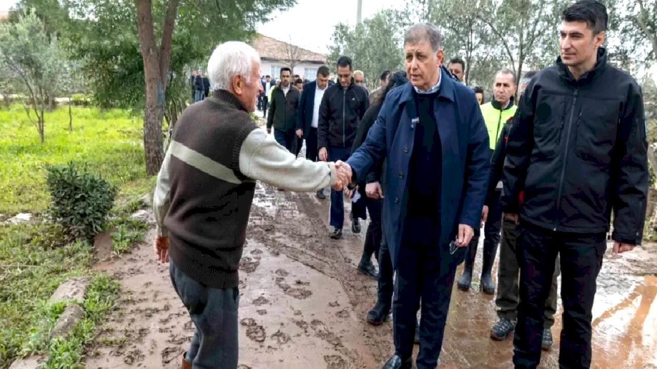 Seferihisar’da yağıştan etkilenenlere İzmir Büyükşehir'den yerinde destek