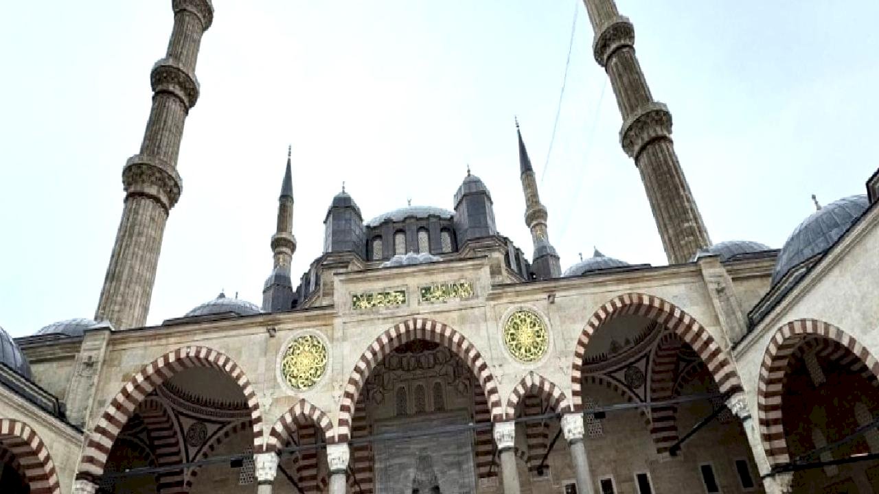 Selimiye Camii 4 yıl aranın ardından yeniden ibadete açıldı
