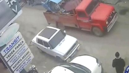 Ankara’da çaldıkları araçları parçalayıp satan 8 şüpheli yakalandı