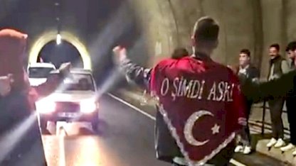 Antalya'da asker eğlencesinde tünel kapattılar