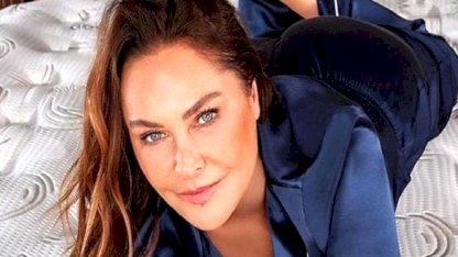 Aynı Yağmur Altında'nın yıldızı Hülya Avşar'ın gençlik kareleri