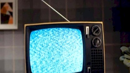 Bugün TV'de: 13 Şubat 2026 yayın akışları! Taşacak Bu Deniz, Kızılcık Şerbeti, Arka Sokaklar...