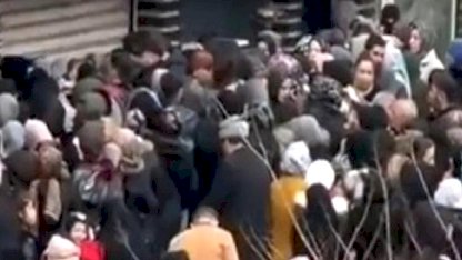 Bursa'da indirim haberini duyan koştu